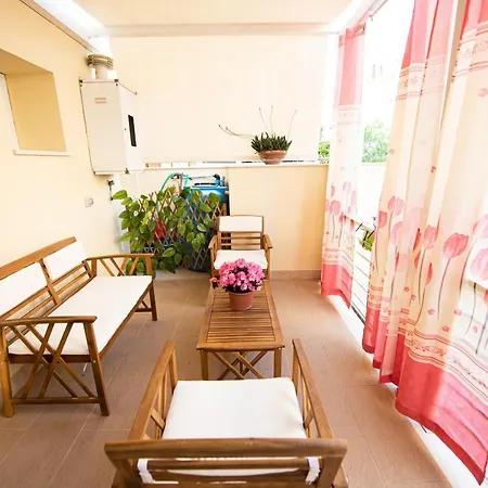 Fiore Di Maggio Apartment Alghero
